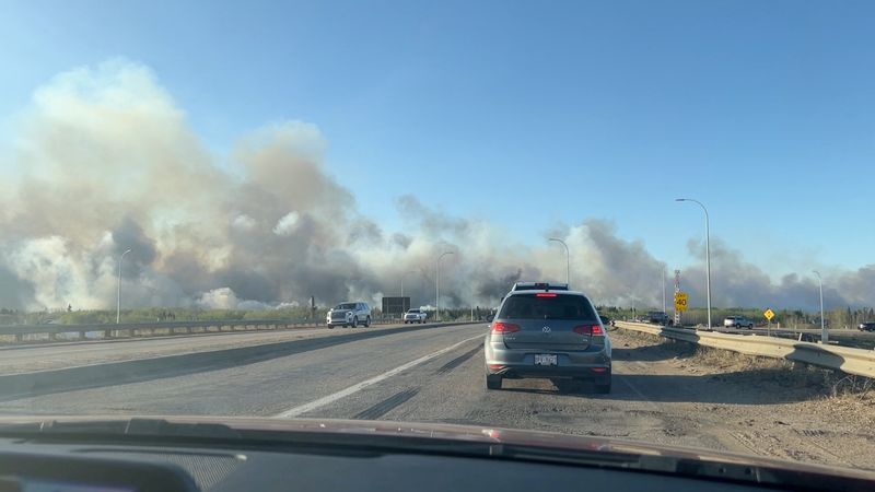 Canada’s Alberta braces for added wildfires amid scorching, dry weather