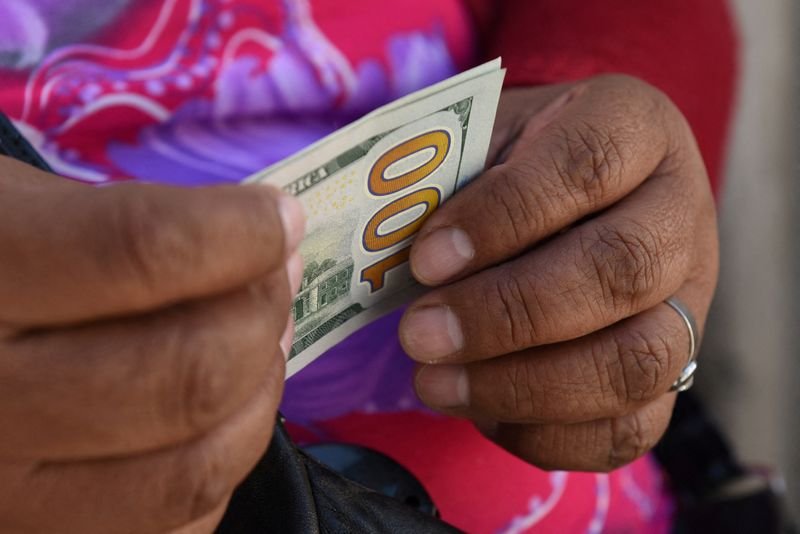 Bolivia challenges world greenback dominance with Chinese yuan, Russian rouble